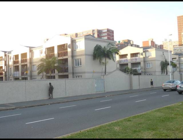 3 BEDROOM PROPERTY TO RENT IN NORTH BEACH